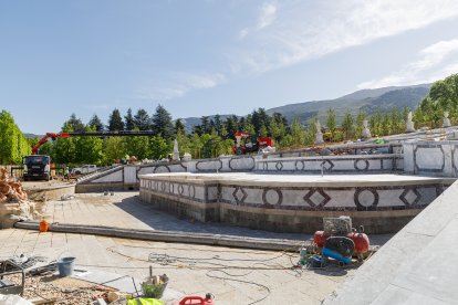 Luis Pérez de Prada, María Corzo y Nilo Fernández, visitan los diferentes proyectos que se ejecutan en el Real Sitio de San Ildefonso (Segovia)
