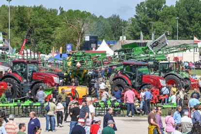 La inauguración de la LXIV Feria Nacional de Maquinaria Agrícola de Lerma.
