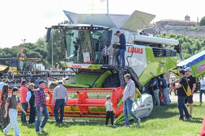 La inauguración de la LXIV Feria Nacional de Maquinaria Agrícola de Lerma.