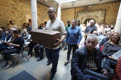 Ponferrada honra al guerrillero Manuel Girón.