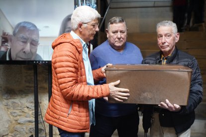 Ponferrada honra al guerrillero Manuel Girón.