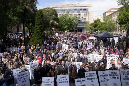 Manifestación en defensa de las conexiones ferroviarias de Salamanca