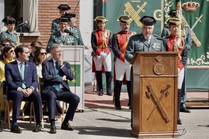 Acto en León como homenaje a la Guardia Civil por su 182º aniversario en la provincia.