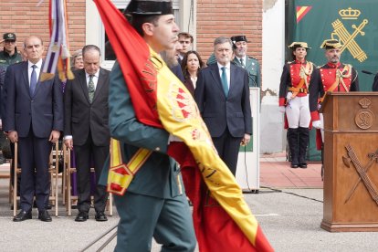 Acto en León como homenaje a la Guardia Civil por su 182º aniversario en la provincia.