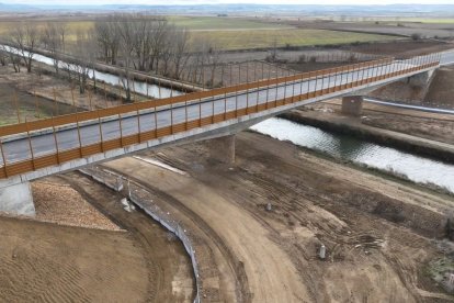 Plataforma entre Amusco y Osorno de la conexión AVE Palencia-Cantabria.