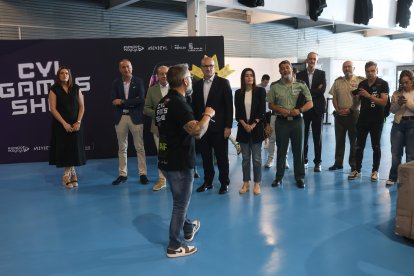 El delegado territorial de la Junta de Castilla y León en Zamora, Fernando Prada, inaugura las jornadas ‘CyL Games Show 2026’