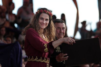 La localidad leonesa Hospital de Órbigo celebra las Justas del Passo Honroso. En la foto la presidenta de Diario de León, Adriana Ulibarri.
