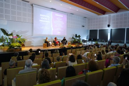 Jornada ‘Justicia, voces y memoria: de la violencia sistémica a la reparación’, en Ponferrada con Nevenka Fernández