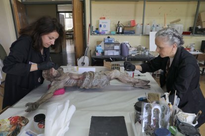 Taller de restauración de obras de arte en Palencia.