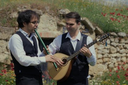 Del recuerdo de los abuelos a las listas de música internacionales.