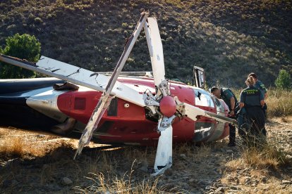 Imágenes del estado en el que quedó el helicóptero accidentado - Ical