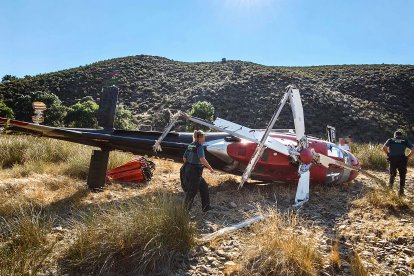 Imágenes del estado en el que quedó el helicóptero accidentado - Ical