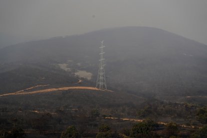 Incendio en las localidades de Turienzo Castañero y San Pedro Castañero (León)
