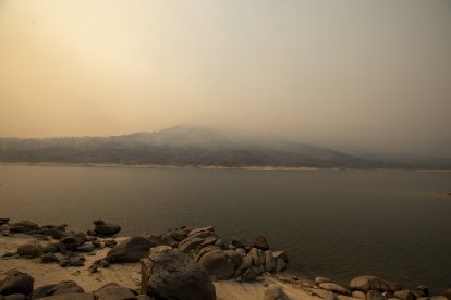 Incendio en Burgohondo, Navaluenga y El Tiemblo.