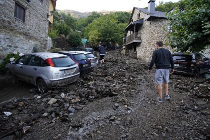 Riada en el pueblo de Manzanedo de Valdueza (León).