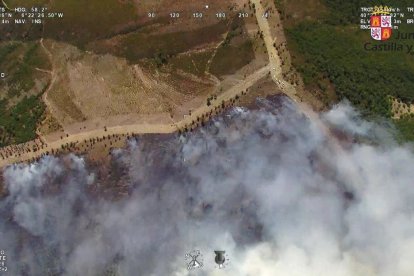 El incendio de Las Hurdes en Extremadura salta a Salamanca