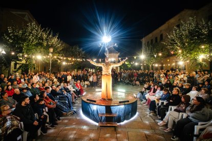 Momentos de la jornada de la Feria de Teatro de Castilla y León en Ciudad Rodrigo (Salamanca).