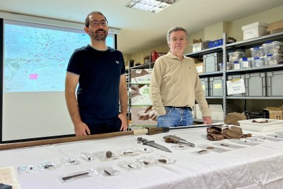 El grupo de investigación Historia y Arqueológica de la Universidad de León presentan los resultados de la última campaña arqueológica desarrollada este verano en la en La Peña del Castro en La Ercina
