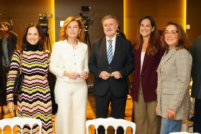 Club de prensa 'Conversaciones Políticas' con el alcalde de Valladolid, Jesús Julio Carnero