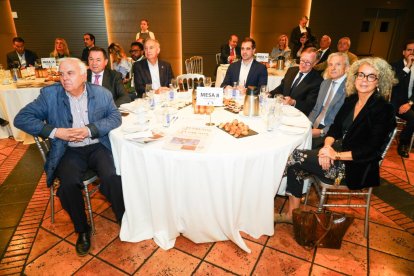 Club de prensa 'Conversaciones Políticas' con el alcalde de Valladolid, Jesús Julio Carnero