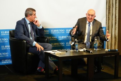 Club de prensa 'Conversaciones Políticas' con el alcalde de Valladolid, Jesús Julio Carnero