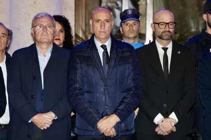 El Ayuntamiento de León convoca un minuto de silencio en memoria de las víctimas del trágico accidente ferroviario en la provincia de Toledo.