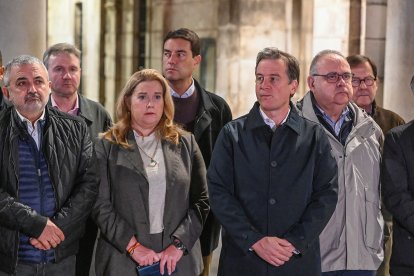 Minuto de silencio en Burgos por las víctimas del accidente ferroviario en Toledo.