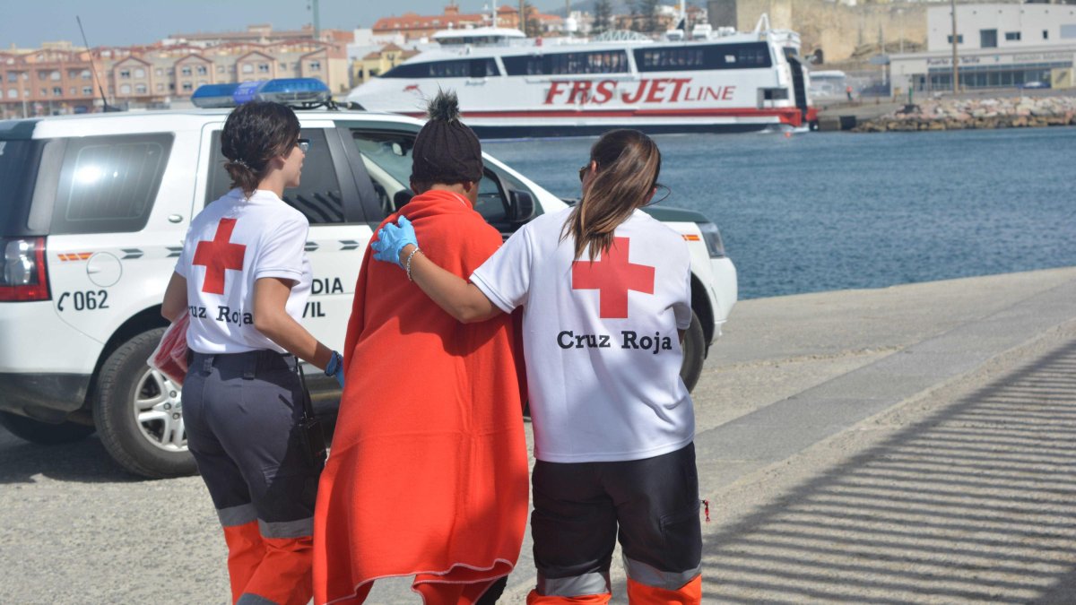 Una imagen de archivo de menores migrantes en las Islas Canarias