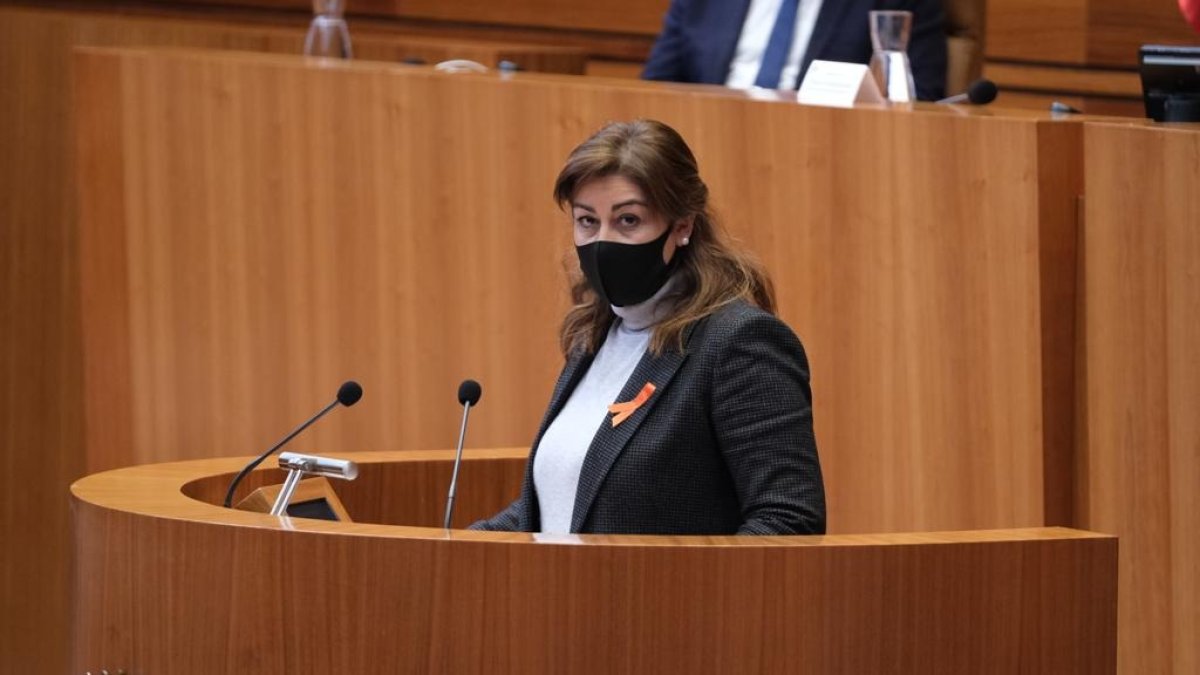 Marta Sanz, en un momento de su intervención. E. M.