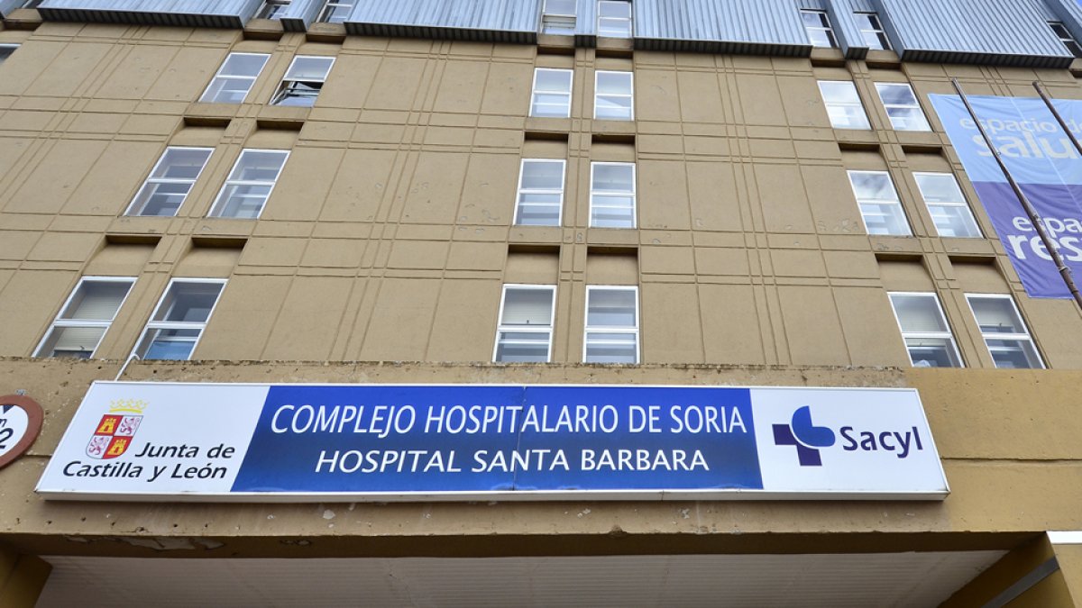 Fachada del Hospital de Santa Bárbara en Soria. Horizontal.- E. M.