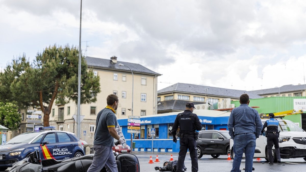 Herido un hombre de 74 años en una colisión entre una moto y una furgoneta en Segovia