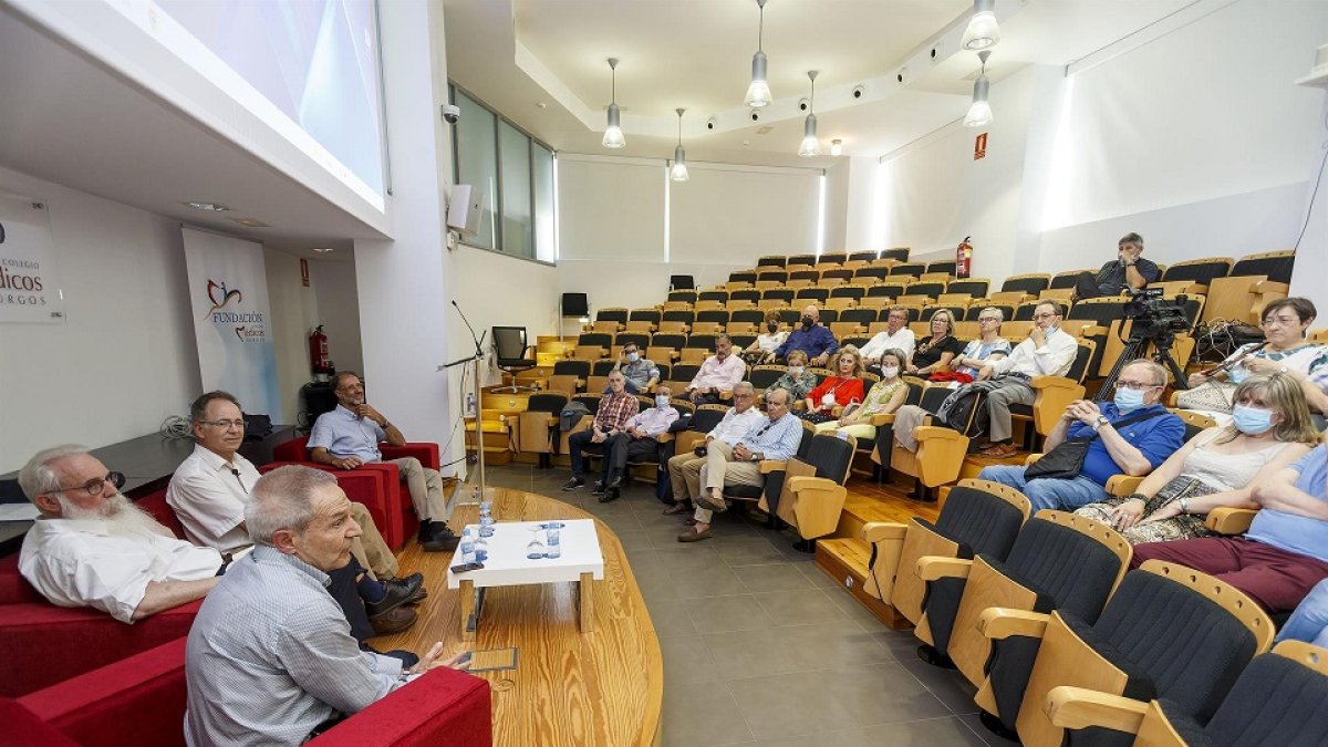 El Colegio de Médicos de Burgos durante la jornada 'Reflexiones sobre la Ley de Ordenación y Regulación de la Eutanasia'. -E. PRESS