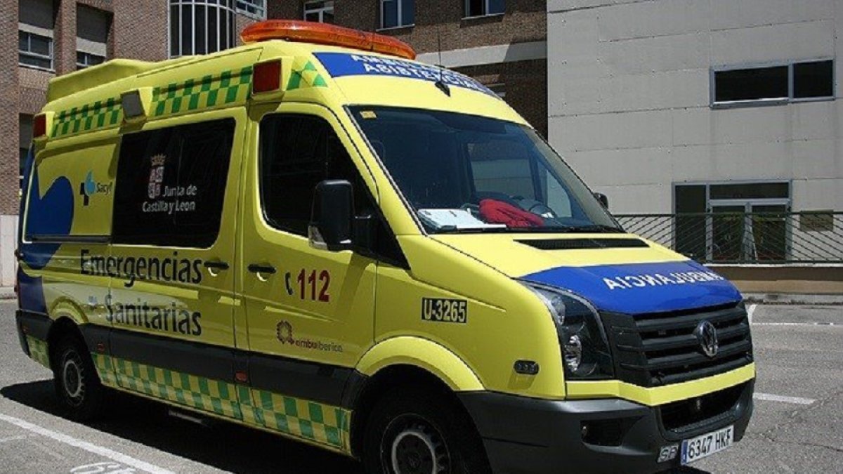 Ambulancia Soporte Vital Básico de Sacyl - SACYL - E. M.