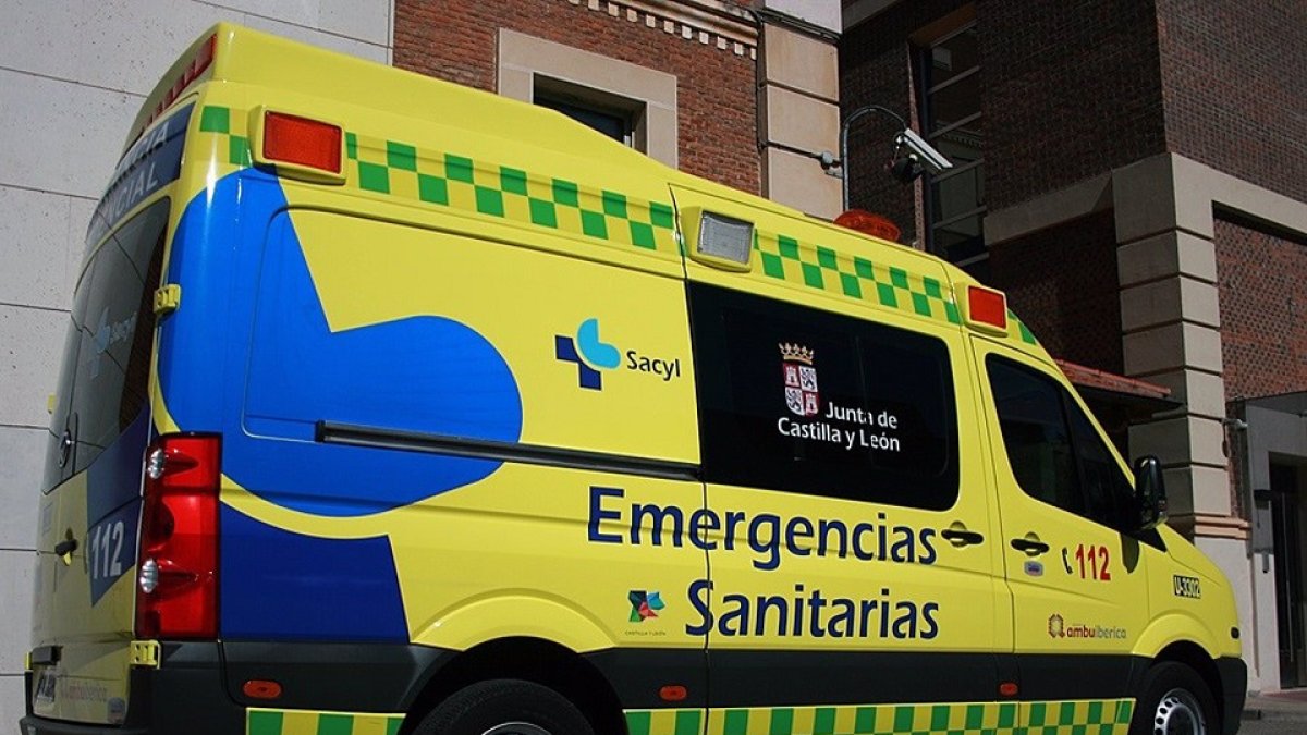 Ambulancia de Sacyl. - E. M.