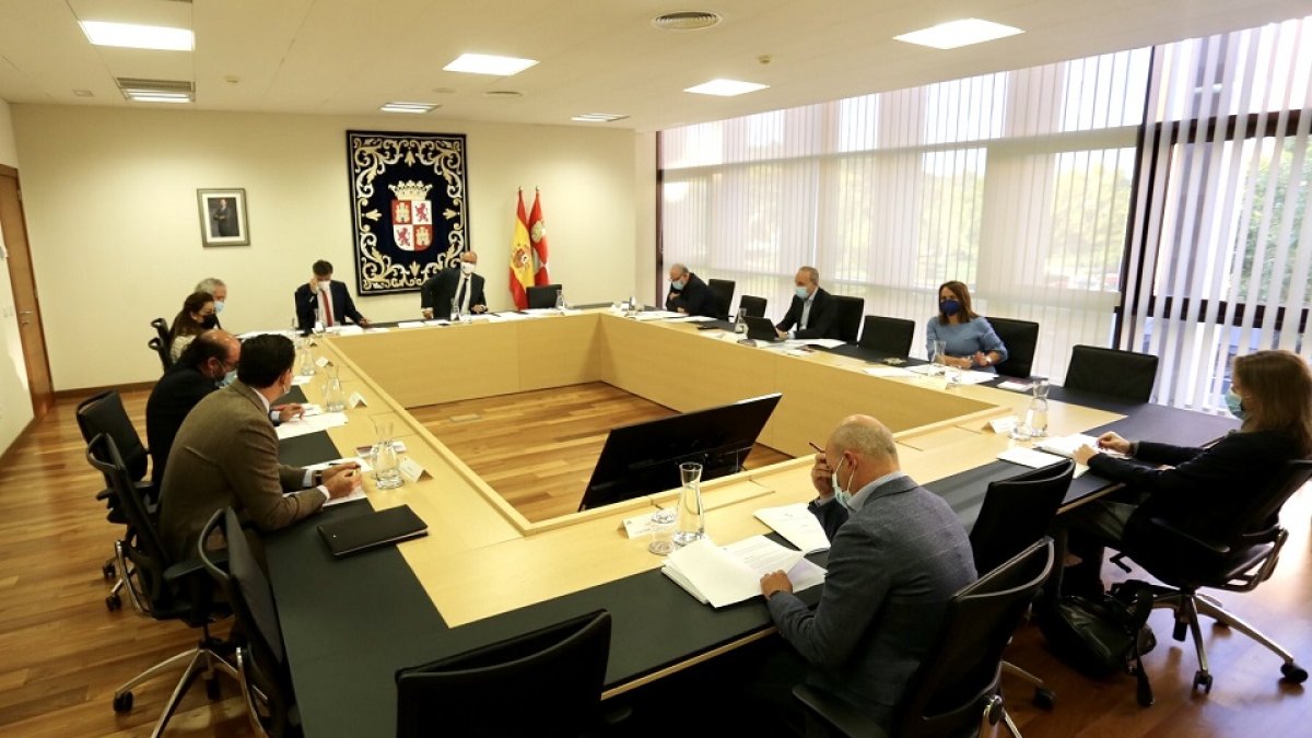 Junta de portavoces de Las Cortes .- ICAL