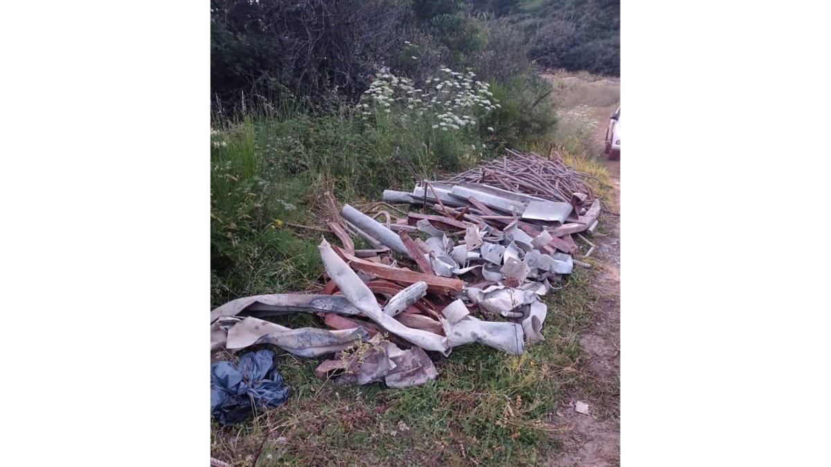 Investigado un operario por robar 61.000 kilos de restos metálicos de la construcción del viaducto desplomado de la A-6 - EUROPA PRESS