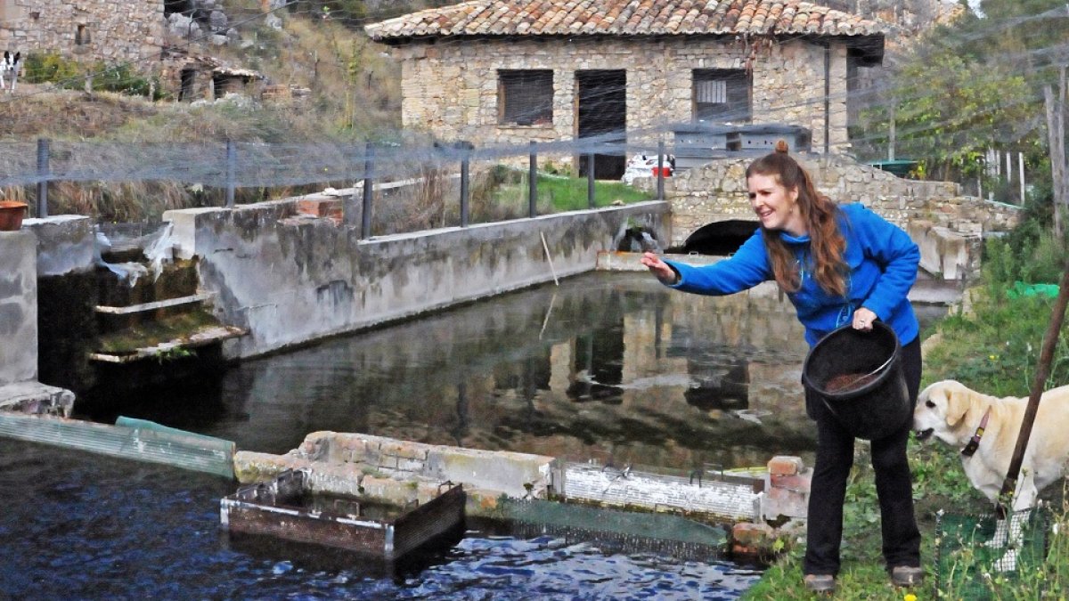 María Polo en su piscifactoría de Vildé. / HDS