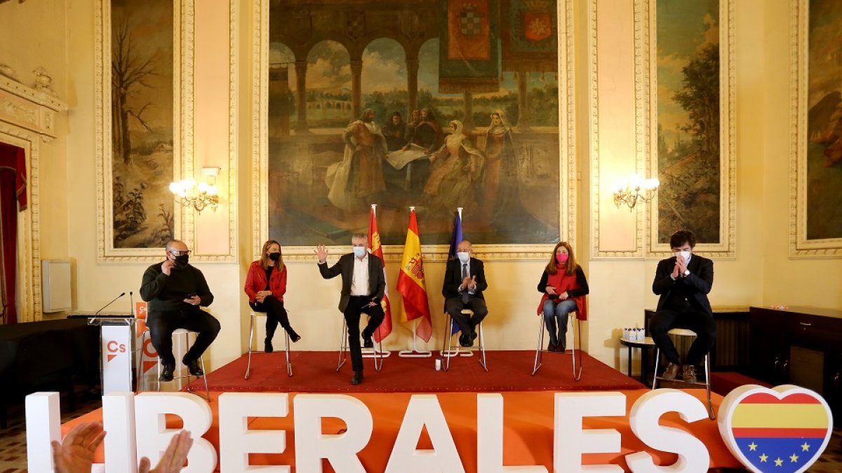 El candidato de Ciudadanos a la Presidencia de la Junta, Francisco Igea, participa en el Acto ‘Europa con Castilla y León’ con la presencia de los eurodiputados de Cs. - ICAL