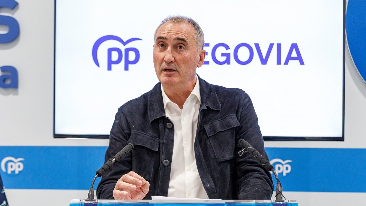 El delegado Territorial, José Mazarías, es presentado como candidato a la Alcaldía de Segovia.- ICAL