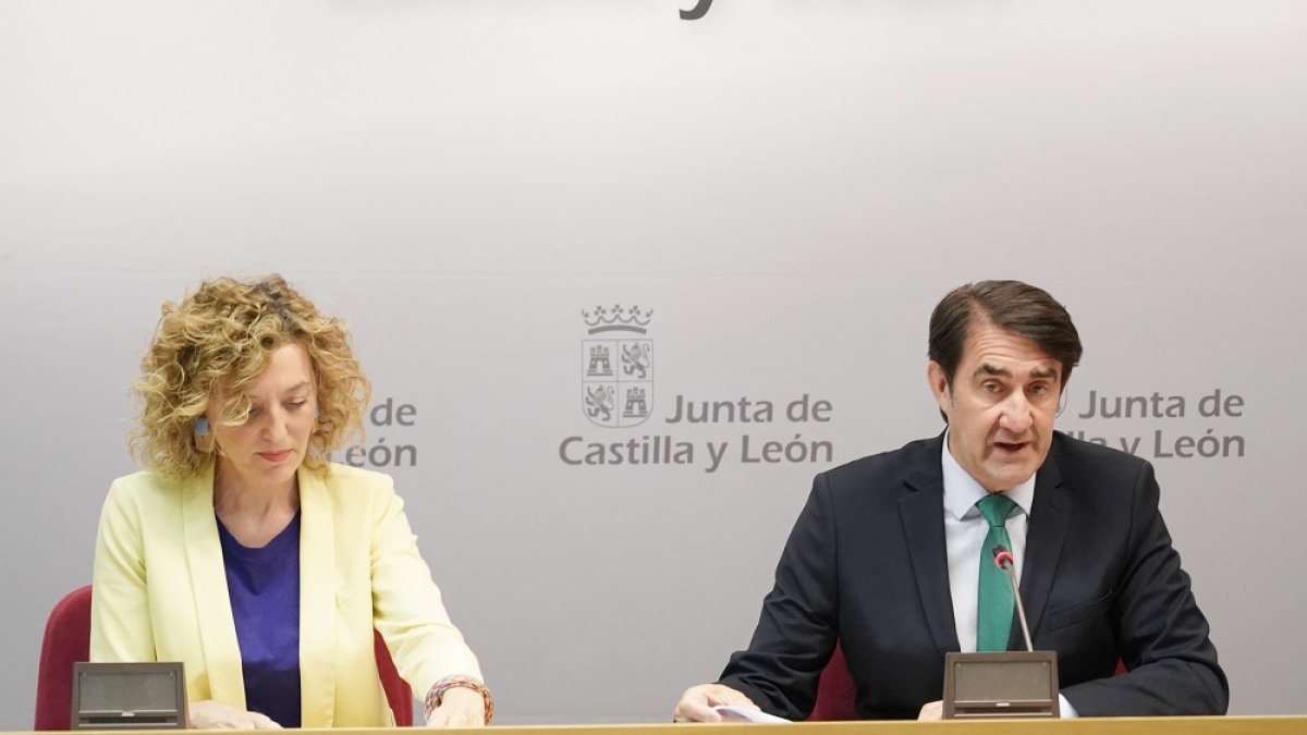 El consejero de Medio Ambiente, Vivienda y Ordenación del Territorio, Juan Carlos Suárez-Quiñones, presenta dos convocatorias de ayudas a la rehabilitación de viviendas en Castilla y León financiado con los nuevos fondos europeos Next Generation.- Ical