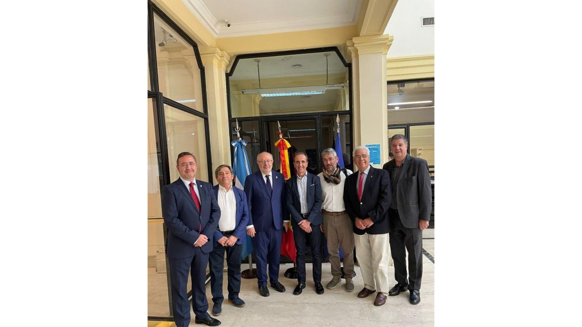 Miembros de la Diputación de Zamora se reunieron con la Embajada de España en Argentina. -ICAL