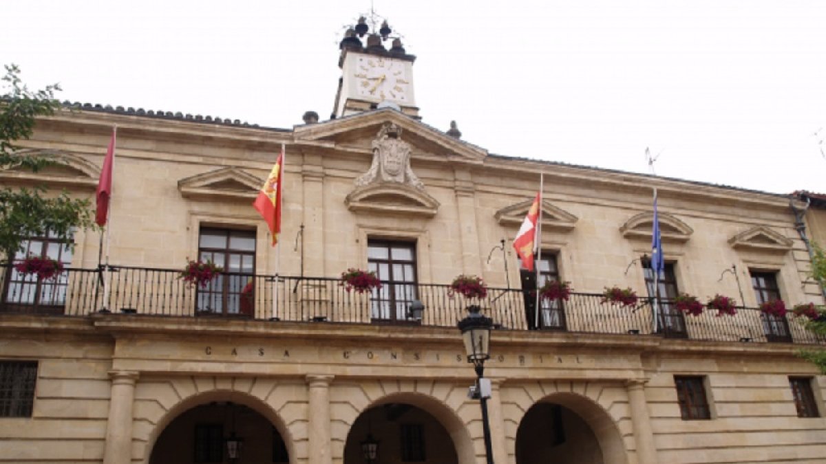 Ayuntamiento de Miranda de Ebro.- EM