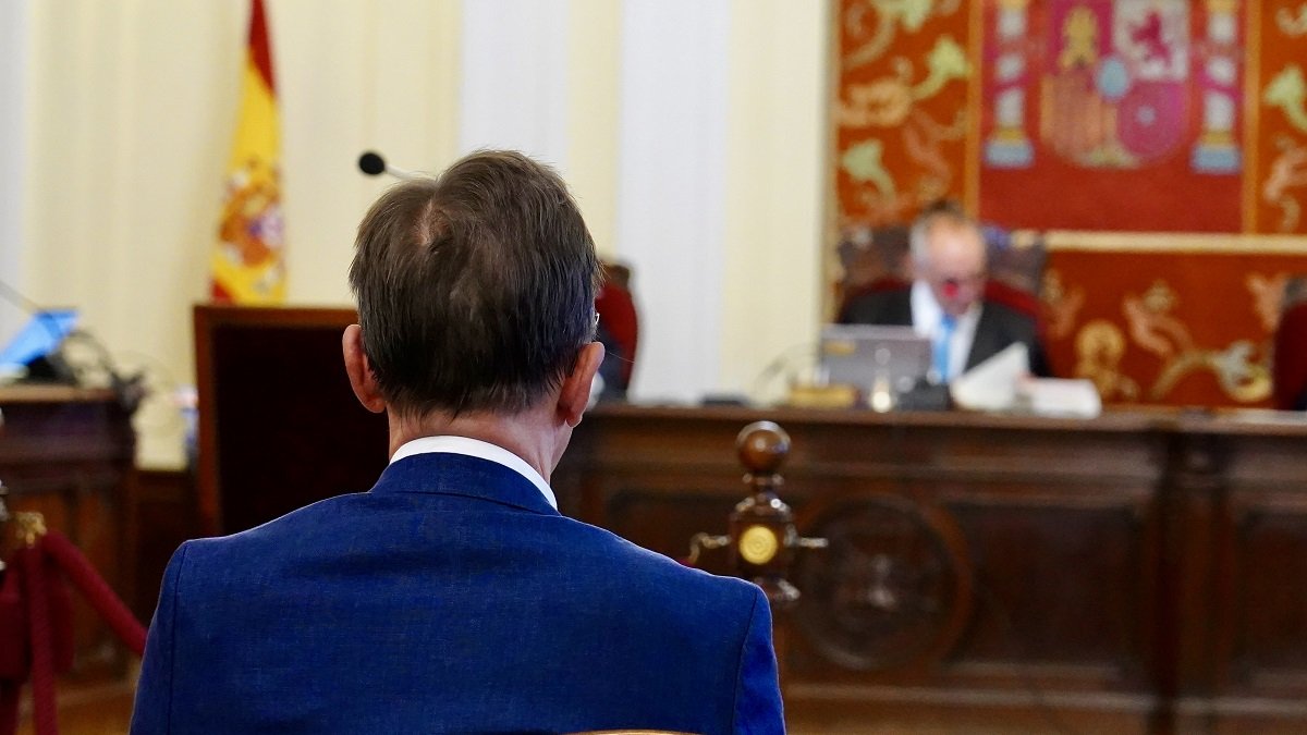 Juicio contra el médico acusado de abuso sexual en la Audiencia Provincial de León - Ical