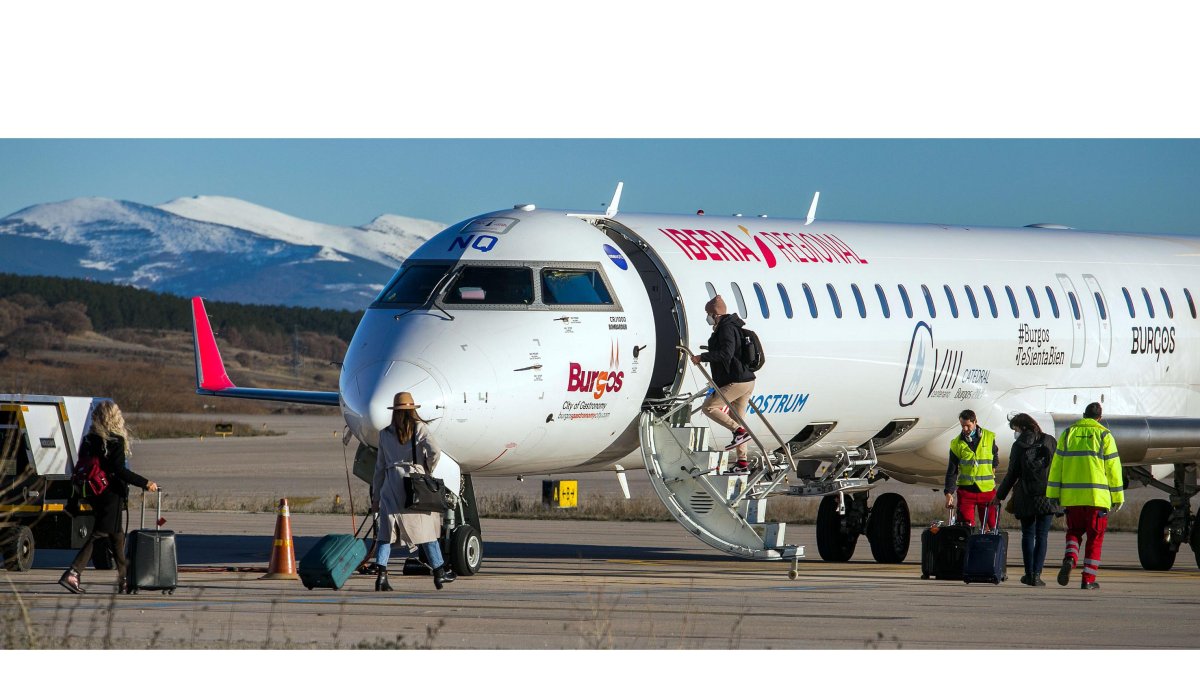 Imagen del último vuelo comercial desde el aeropuerto de Burgos en diciembre de 2021. ICAL