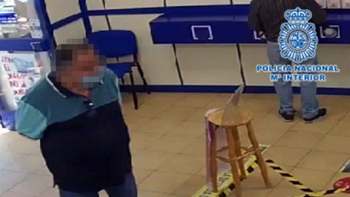 Detenido un estafador en Segovia por planear un golpe de más de 200.000 euros en administraciones de lotería de varias ciudades. - ICAL
