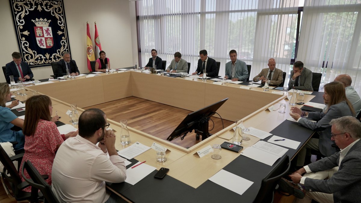 Reunión de la Junta de Portavoces de las Cortes de Castilla y León. Ical