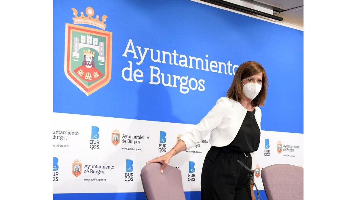 La alcaldesa en funciones, Nuria Barro | ICAL
