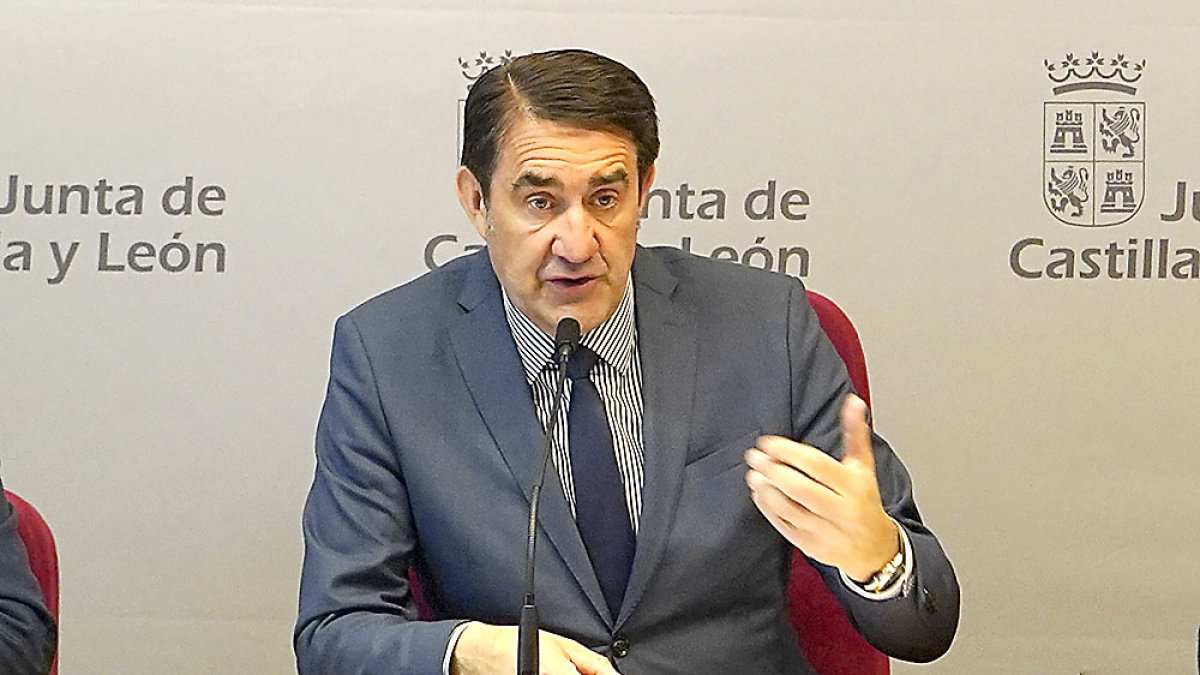 El consejero de Medio Ambiente, Vivienda y Ordenación del Territorio, Juan Carlos Suárez-Quiñones, en una imagen de archivo.- ICAL