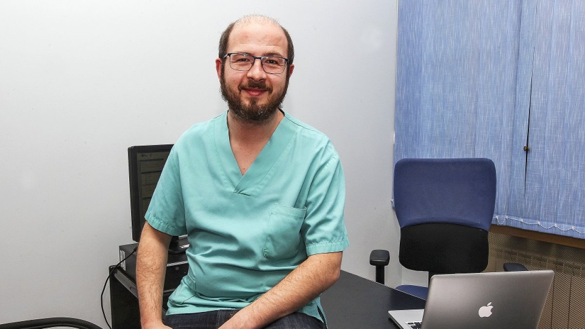 El doctor Javier Robla es especialista en Neurocirugía. EL MUNDO