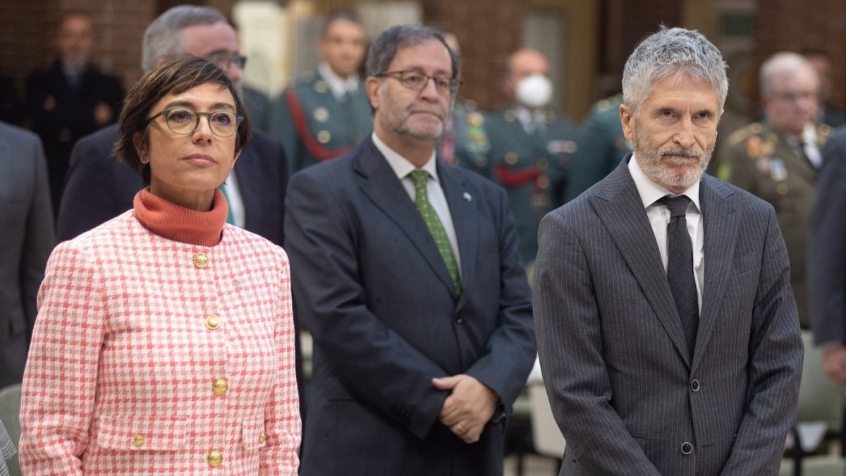 La directora general de la Guardia Civil, María Gámez, y el ministro del Interior, Fernando Grande-Marlaska, a 12 de diciembre de 2022, en Aranjuez, Madrid (España). - E.PRESS